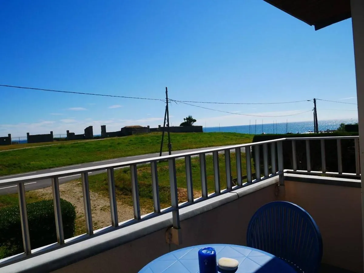 Quiberon : Studio 4 Pers, Balcon, Animaux Admis, Parking - Fr-1-478-145 Apartment