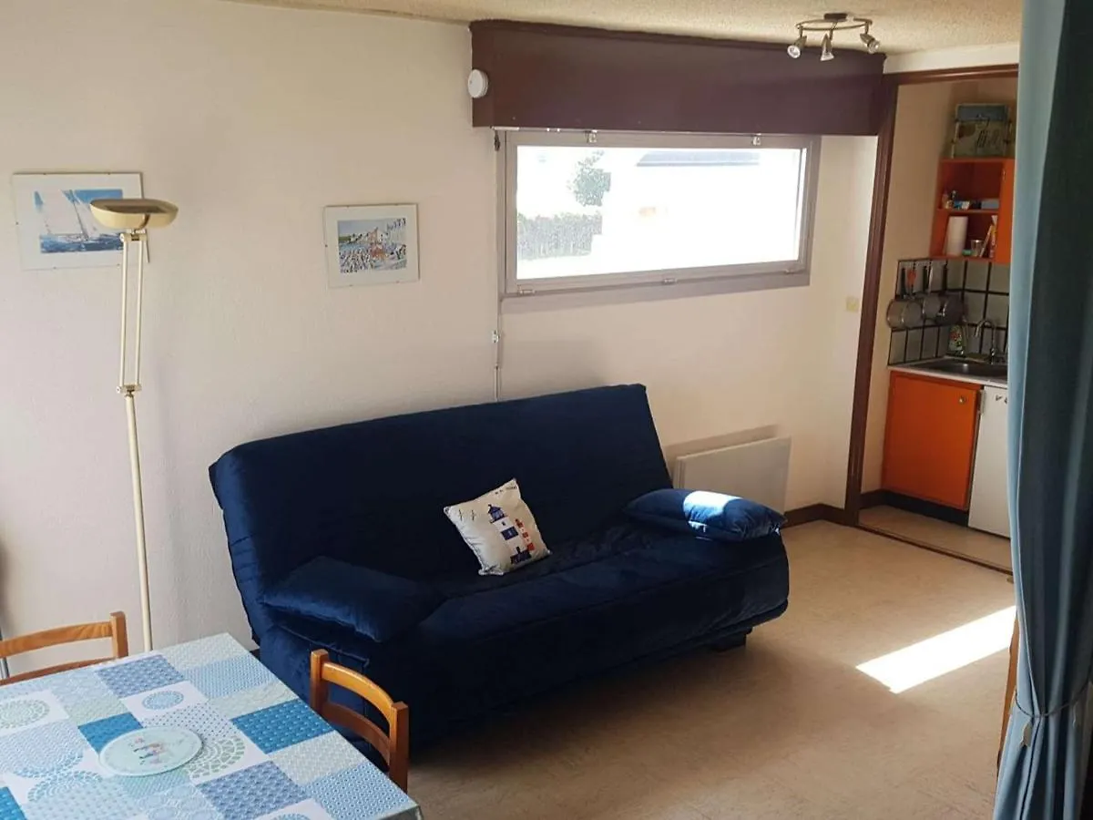 Apartment Quiberon : Studio 4 Pers, Balcon, Animaux Admis, Parking - Fr-1-478-145