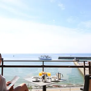 Albatros Hotel
